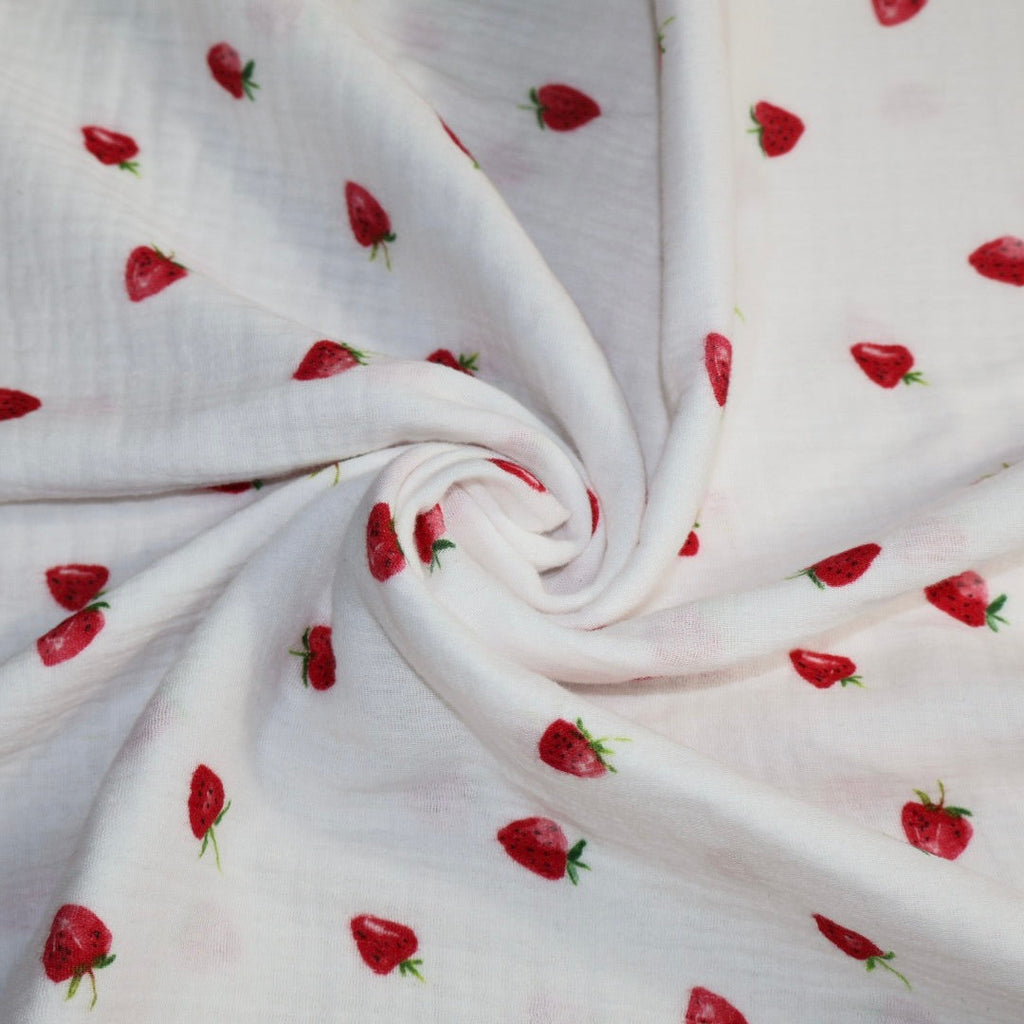 Tissu gaze de coton imprimé fraise