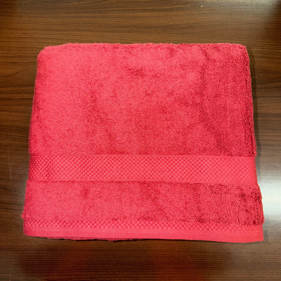 Drap de bain rouge carmin