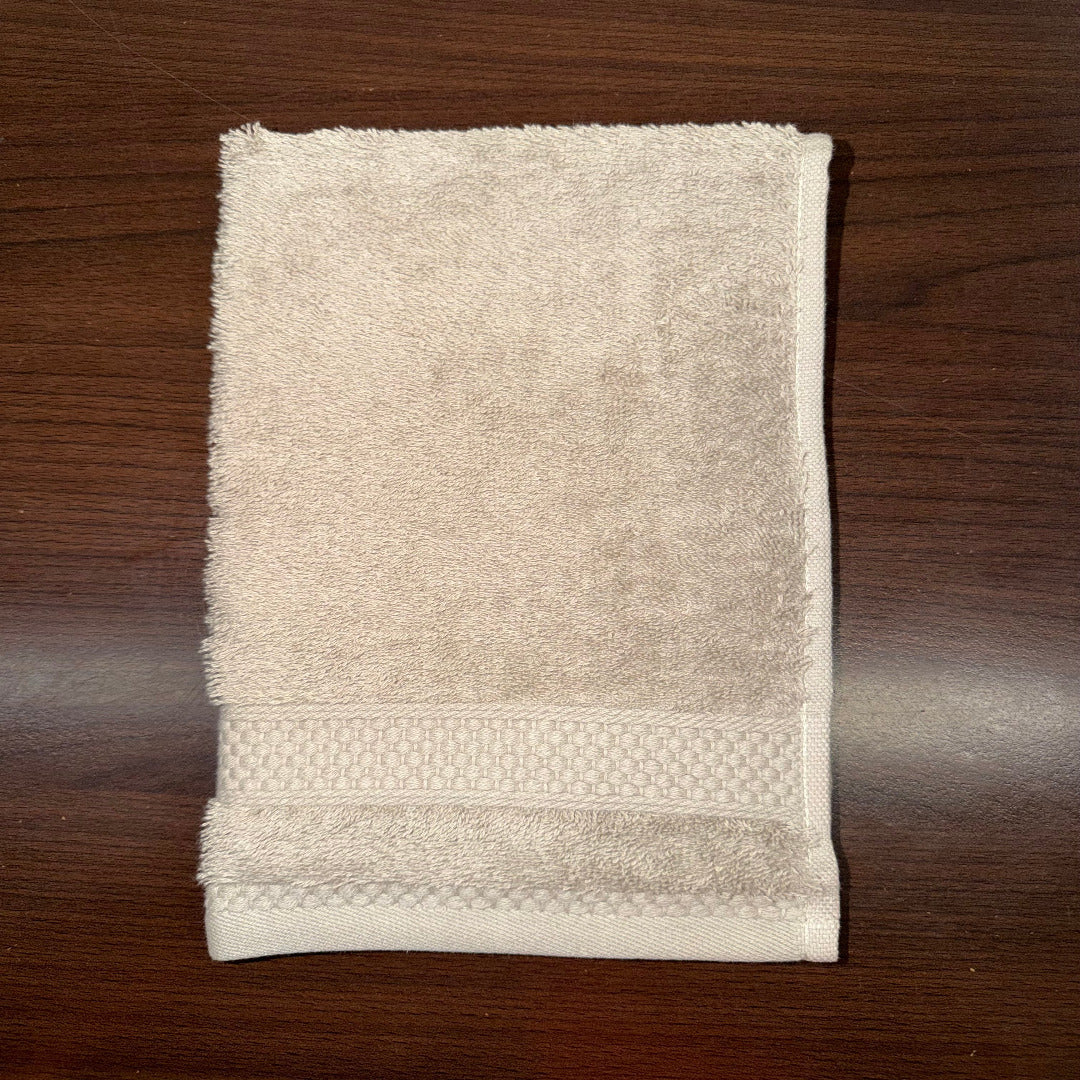 Serviette d'invité beige foncé chanvre