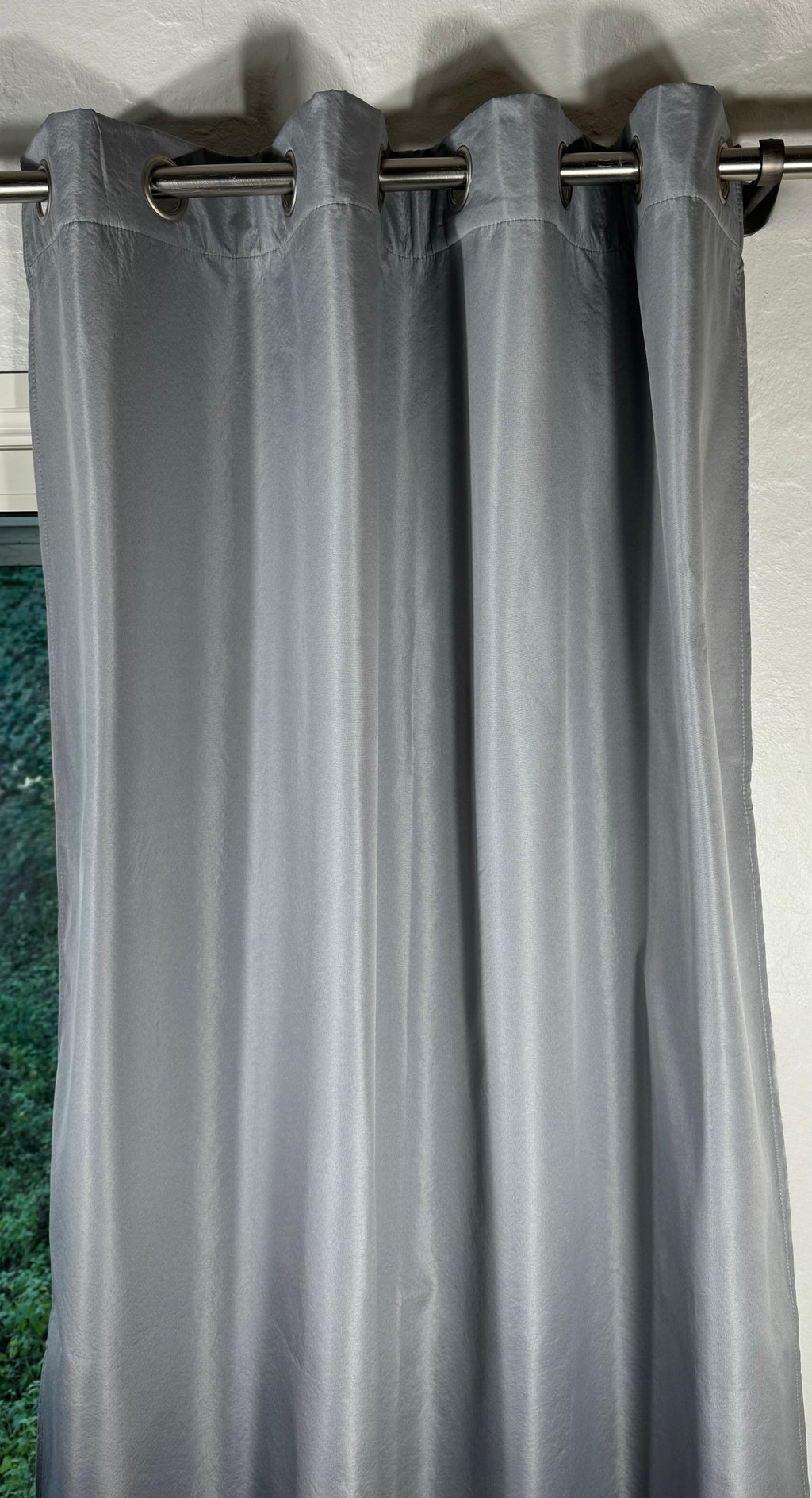 Rideau gris isolant thermique