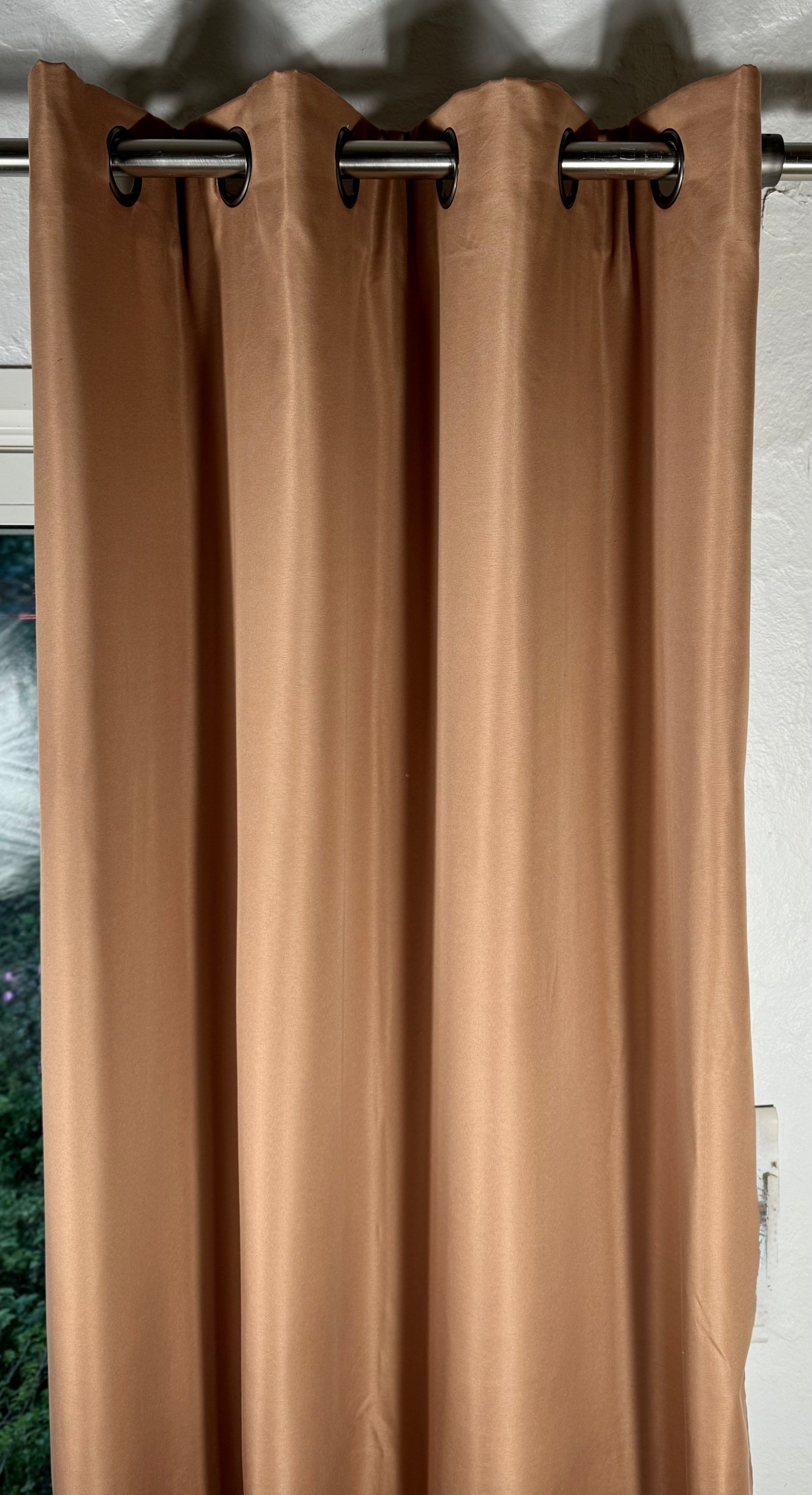 Rideau camel isolant thermique